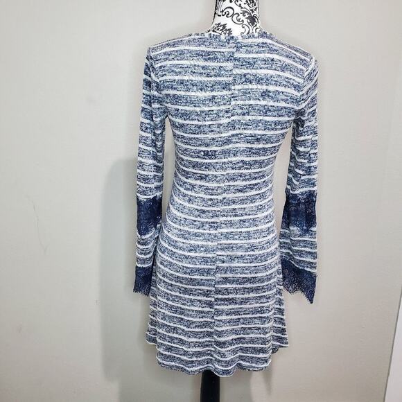 J Gee small womens blue and white striped dress - Picture 6 of 11